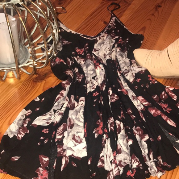 Free People Flowy Boho Top - Picture 5 of 8